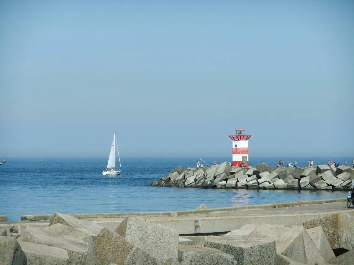 住宿加早餐酒店 Bluebeach Scheveningen 海牙